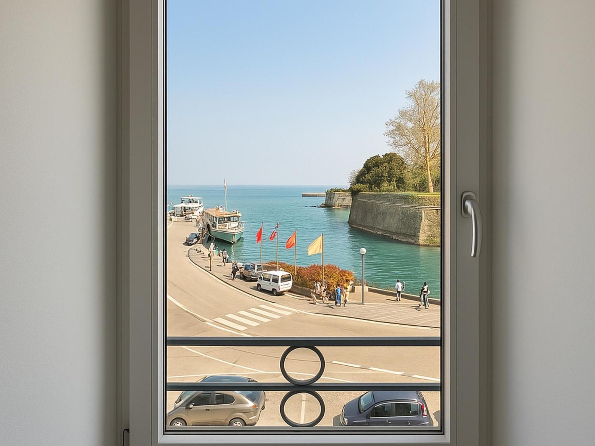 Relais Al Porto Hotel Peschiera del Garda Exterior foto